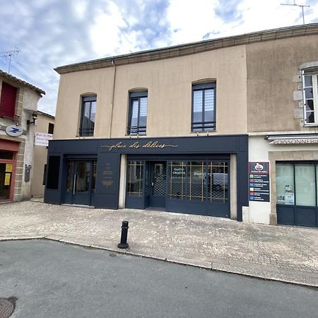 Appartement 97 M2 Proche Puy Du Fou Saint-Laurent-sur-Sevre Luaran gambar